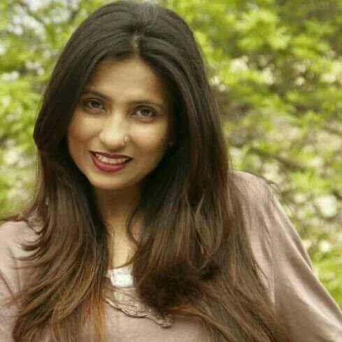 Urdu Makeup Artist Farah Diba