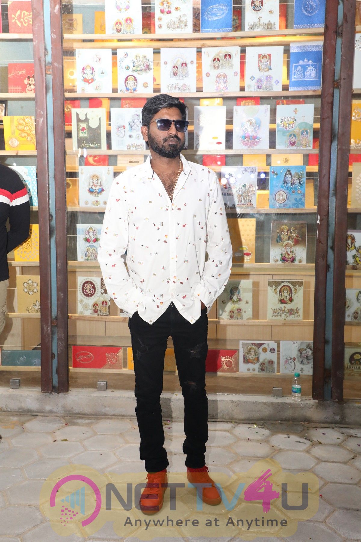 Ma Ka Pa Anand launches Wedding Street & Gleeful Cards  Stills Tamil Gallery