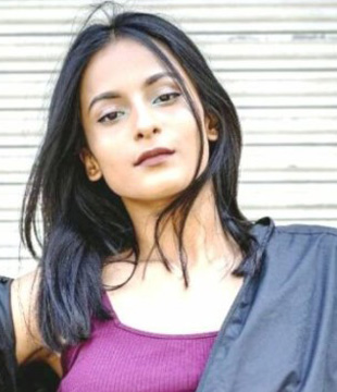 Hindi Dancer Muskan Singh