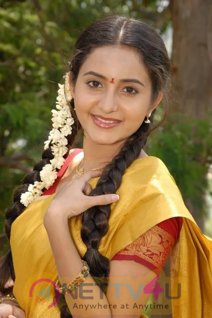 Bhama Actress Photos Kannada Gallery
