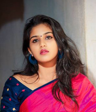 Malayalam Tv Actress Maneesha Mahesh