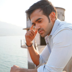 Arif Khan Hindi Director