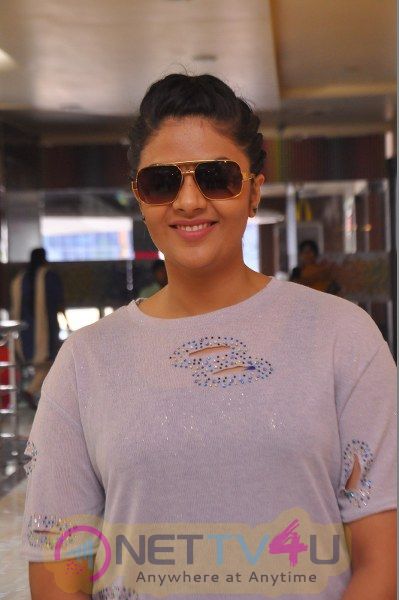 Actress Sree Mukhi Gorgeous Pics  Telugu Gallery