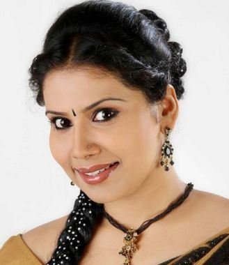 Tamil Movie Actress Gowri Nandha