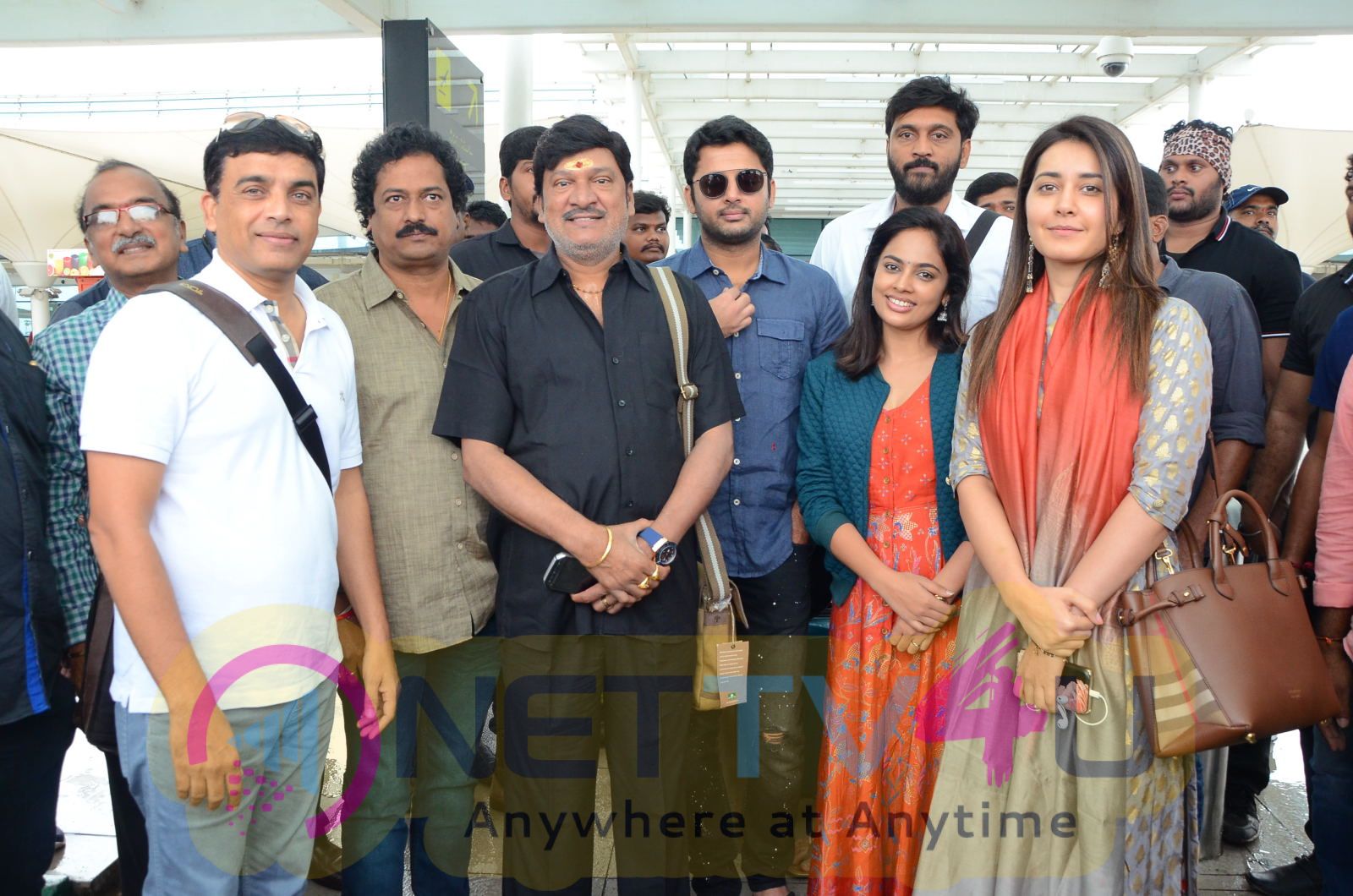 Srinivasa Kalyanam Movie Team Dwaraka Tirumala Visit Pics Telugu Gallery