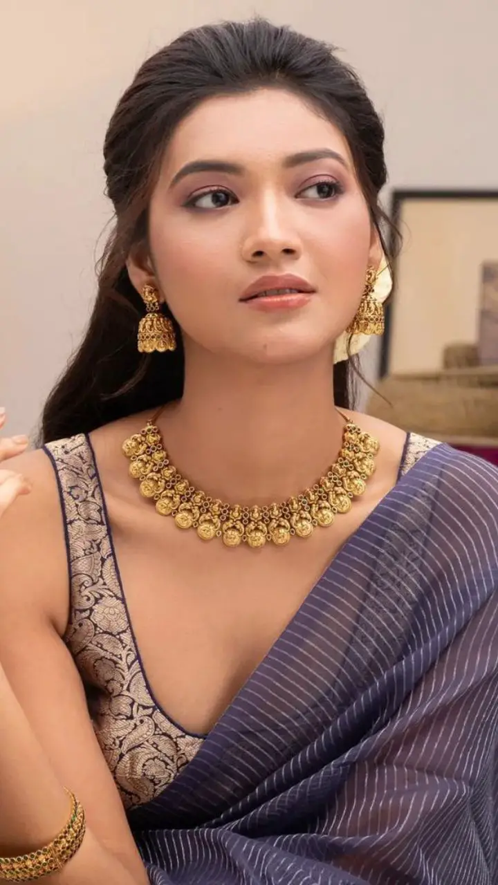Hindi Model Shaswati Bala