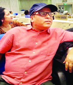 Hindi Director Sanjeev Rattan