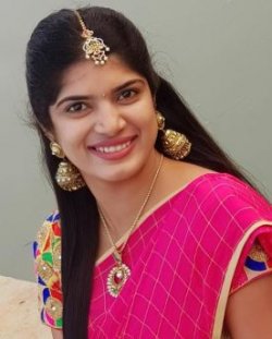 Tollywood Anchor Dr Sandhya Lakshmi Biography News Photos Videos Nettv4u