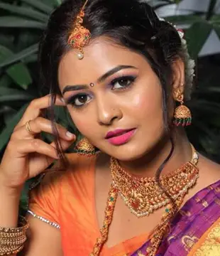 Telugu Tv Actress Aishwarya H