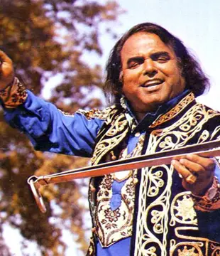 Punjabi Singer Alam Lohar