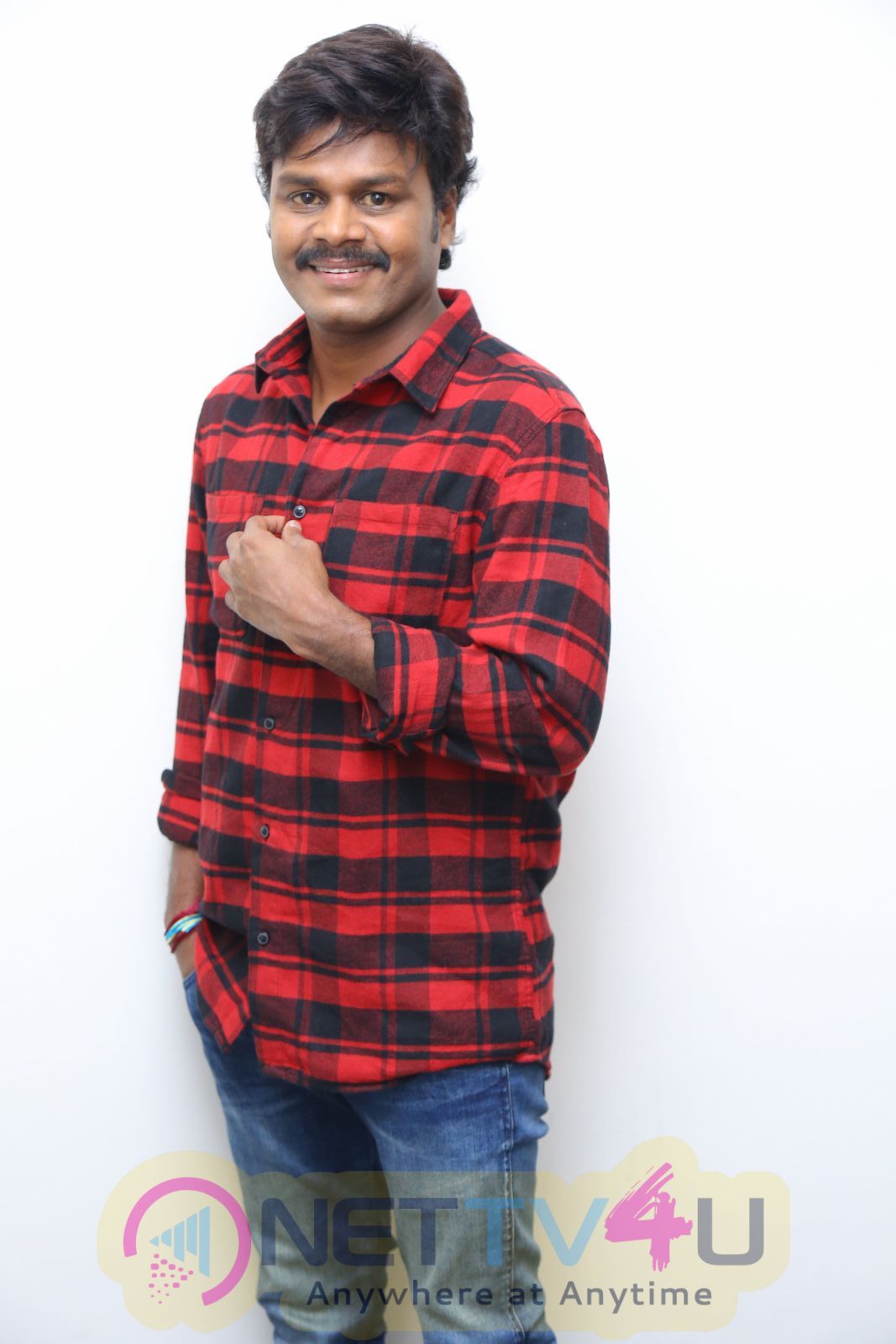 Actor Sapthagiri Interview Sitlls Telugu Gallery
