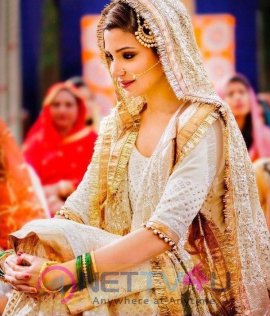 Actress Anushka Sharma Bridal Look | Anushka Sharma Galleries & HD Images
