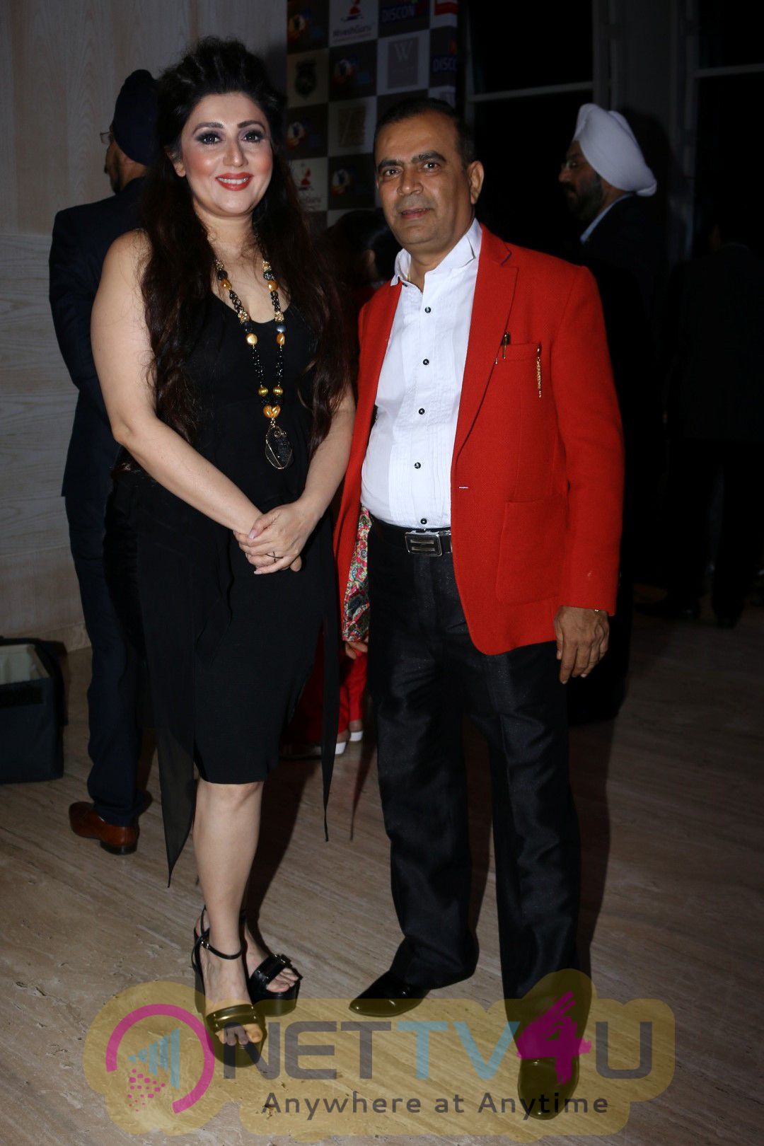 Shah Rukh Khan,Alia Bhatt & Esha Gupta At Archhar Kochar Fashion Show Photos Hindi Gallery