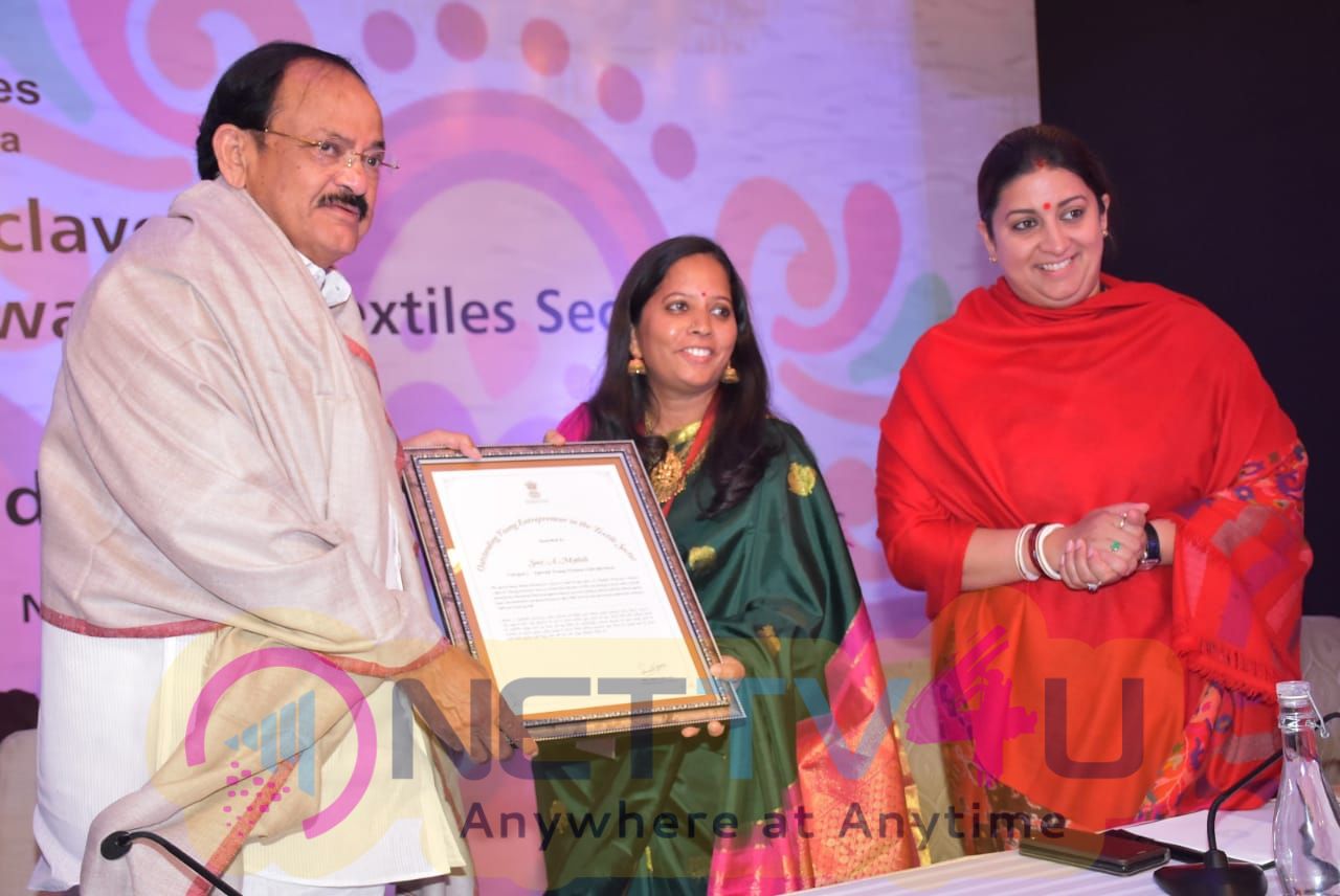 Special Recognition Awards In The Textile Sector To Young Woman Entrepreneur Mrs.Mythili Pics Tamil Gallery