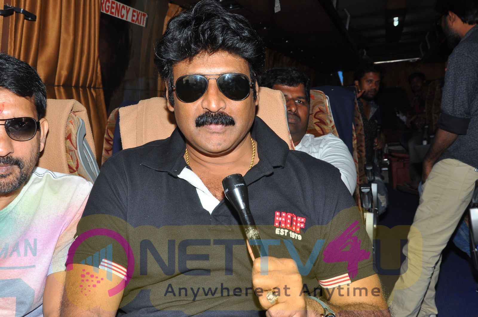 Dwaraka Movie Success Tour Vijayawada Pics Telugu Gallery