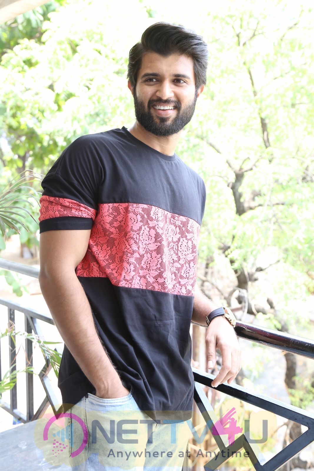 Actor Vijay Deverakonda Handsome Stills Telugu Gallery