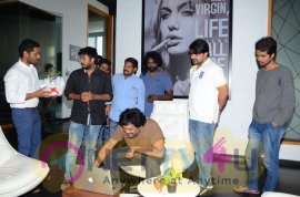 Desam Lo Dongalu Paddaru Movie Teaser Launch Pics Telugu Gallery