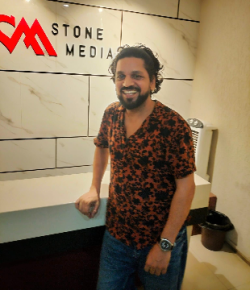 Rinku Giri Hindi Singer