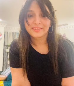 Sonali Muzumdar Shivanikar Bengali Producer