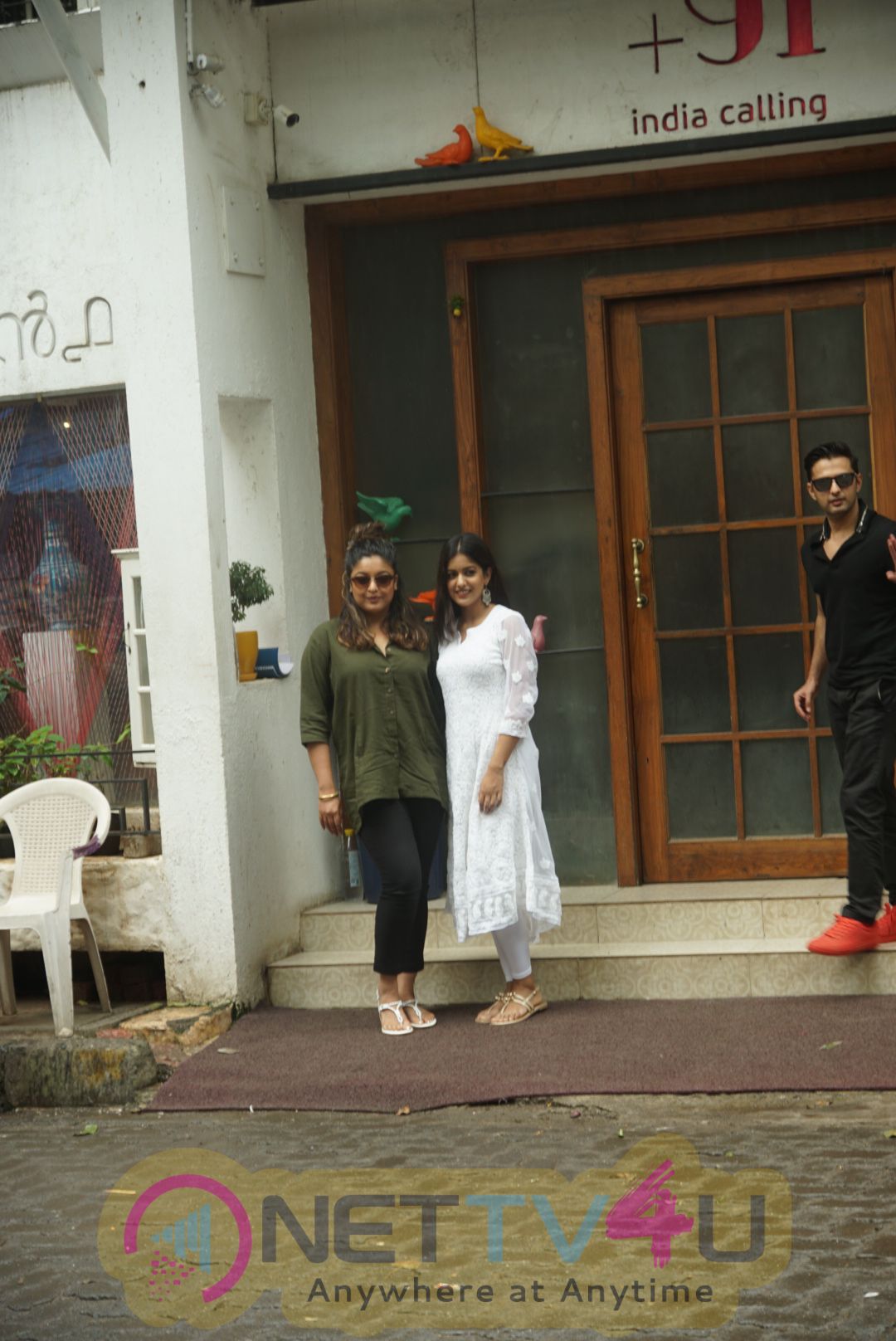 Vatsal Seth ,Ishita Dutta, Tanushree Dutta Spotted Outside +91 At Juhu Stills Hindi Gallery