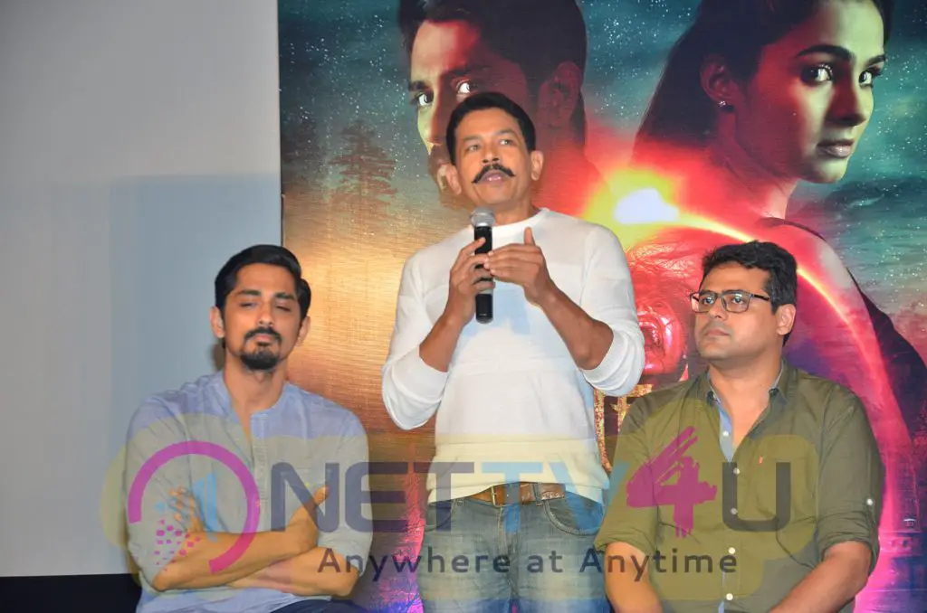 Aval Movie Trailer Launch Attractive Stills Tamil Gallery