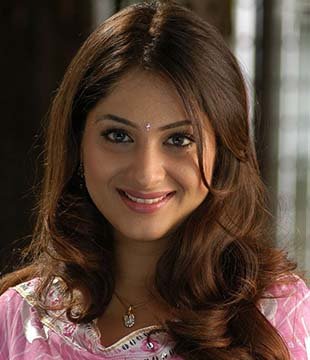 Tamil Movie Actress Gowri Munjal