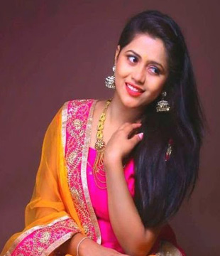 Telugu Tv Actress Sindhuja Alladi