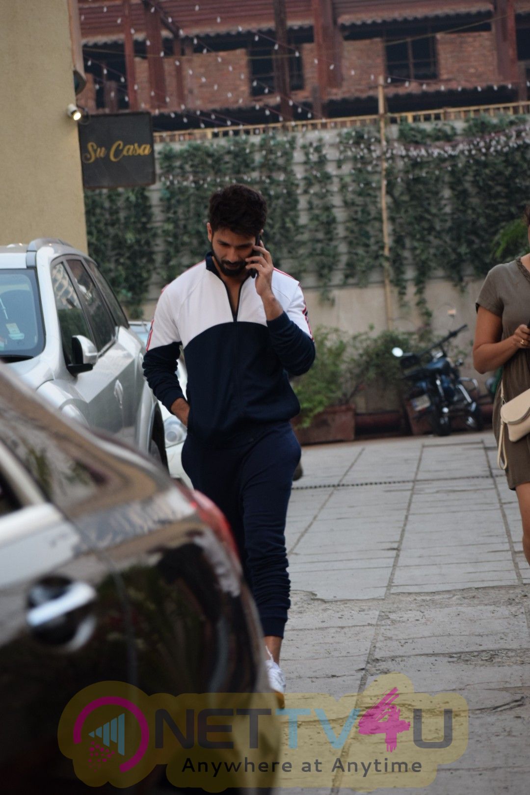 Shahid Kapoor Spotted At Sucasa Bandra For Shoot Hindi Gallery