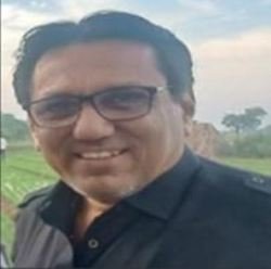 Himmat Jikadara Gujarati Director