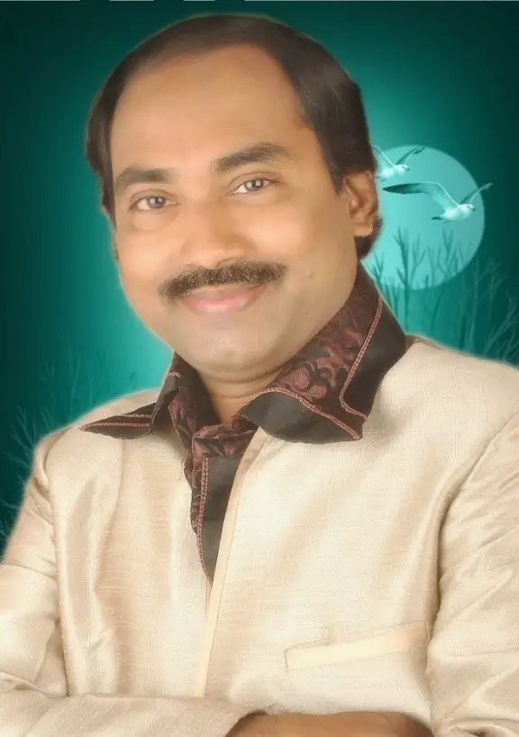 Marathi Singer Pramod Talawadekar