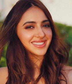 Akansha Ranjan Kapoor  Hindi Model