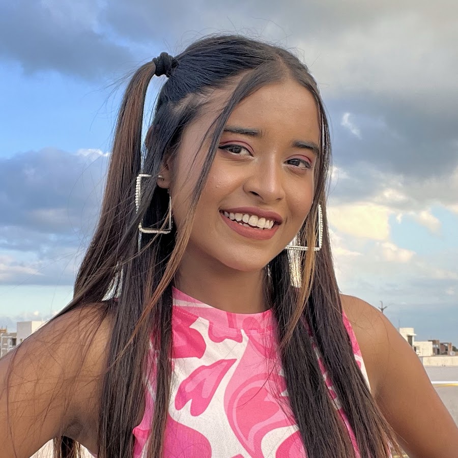 Hindi Youtuber Sneha Bakli