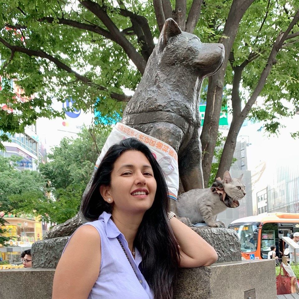 Actress Deepti Bhatnagar Lovely Stills Kannada Gallery