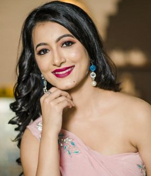 Hindi Movie Actress Adhvithi Shetty