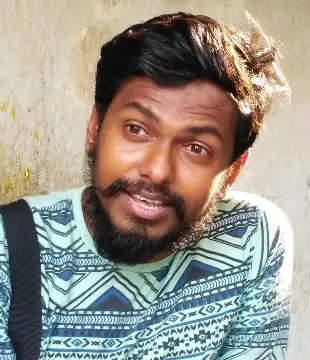 Hindi Cinematographer Deepak Yaragera