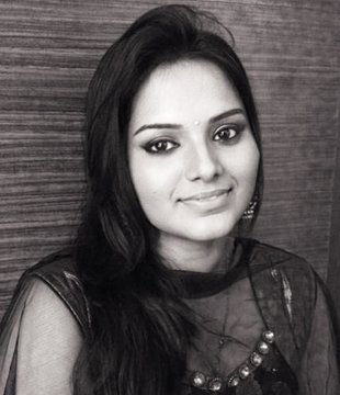 Marathi Tv Actress Titeeksha Tawde