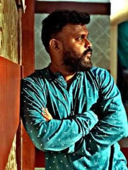 Sanjay Satavase Hindi Director