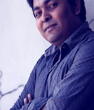 Hindi Director Avhiroop Mazzumdar