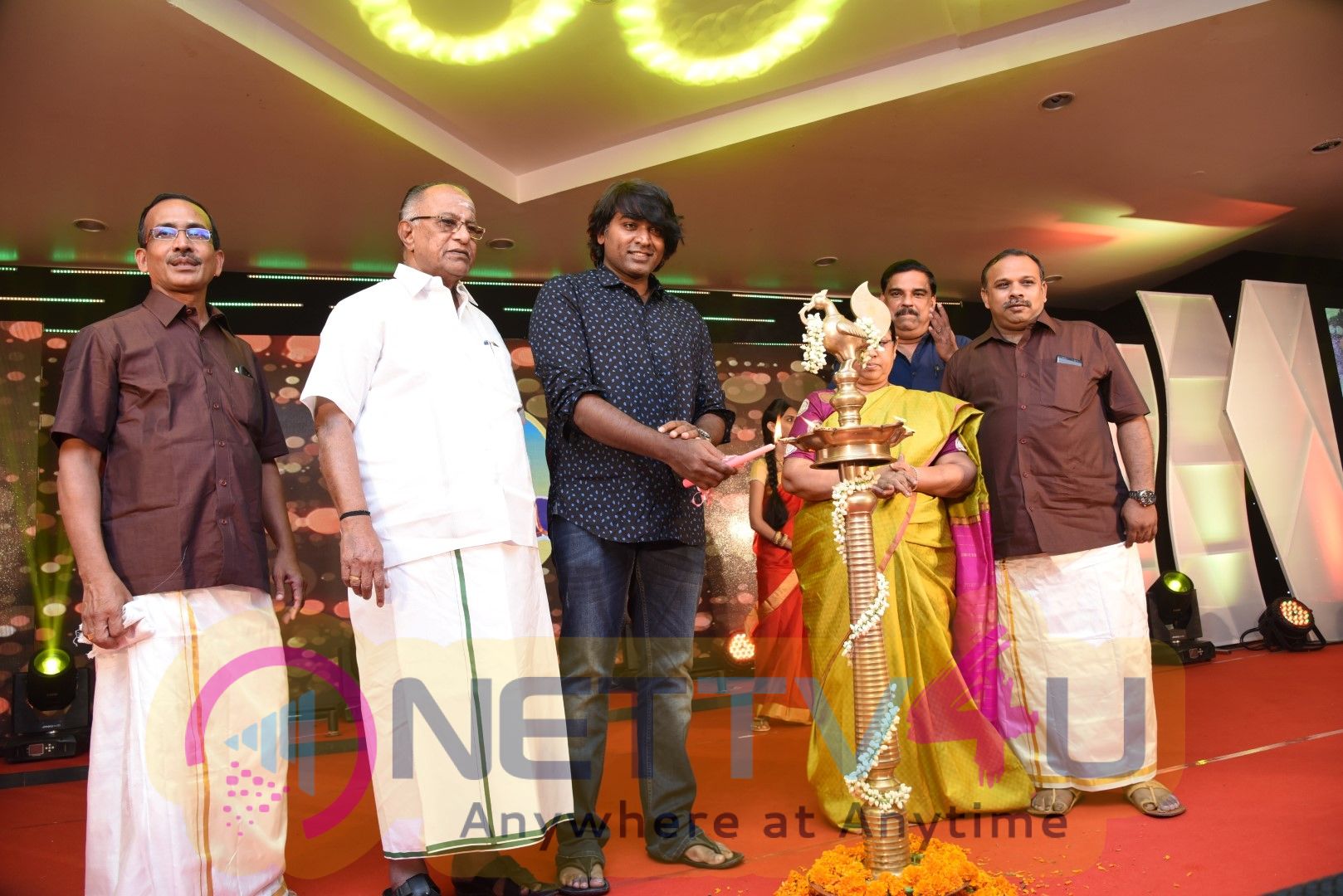 Actor Vijay Sethupathi Donates A Share Of His Remuneration Towards The Education Of The Needy Stills Tamil Gallery
