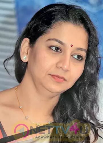 Actress Sudha Rani Beautiful Images Kannada Gallery