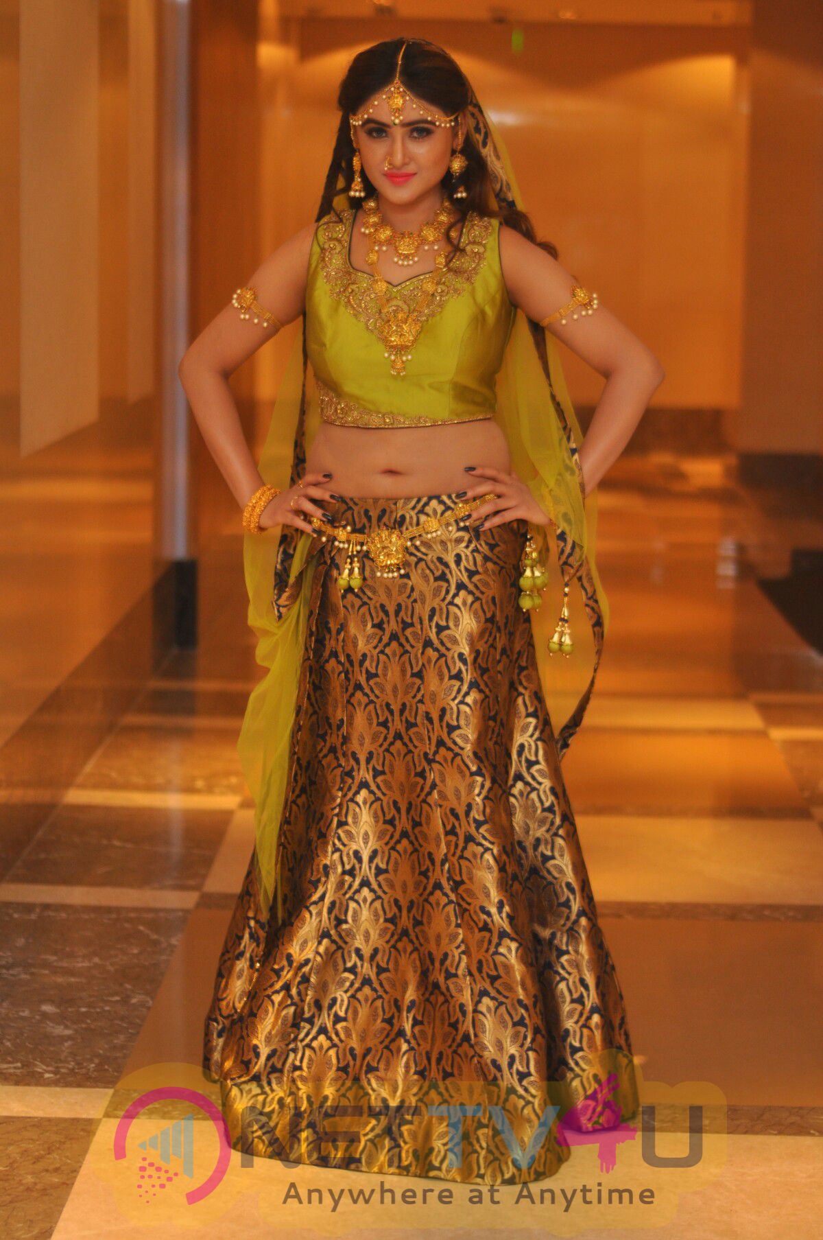 Actress Sony Charishta New Traditional Style Pics  Telugu Gallery