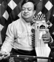 Ustad Moinuddin Khan Hindi Instrumentalist