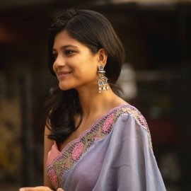 Actress Aditi Balan Lovely Images Tamil Gallery