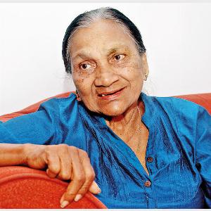 Sinhala Actress Nethali Nanayakkara
