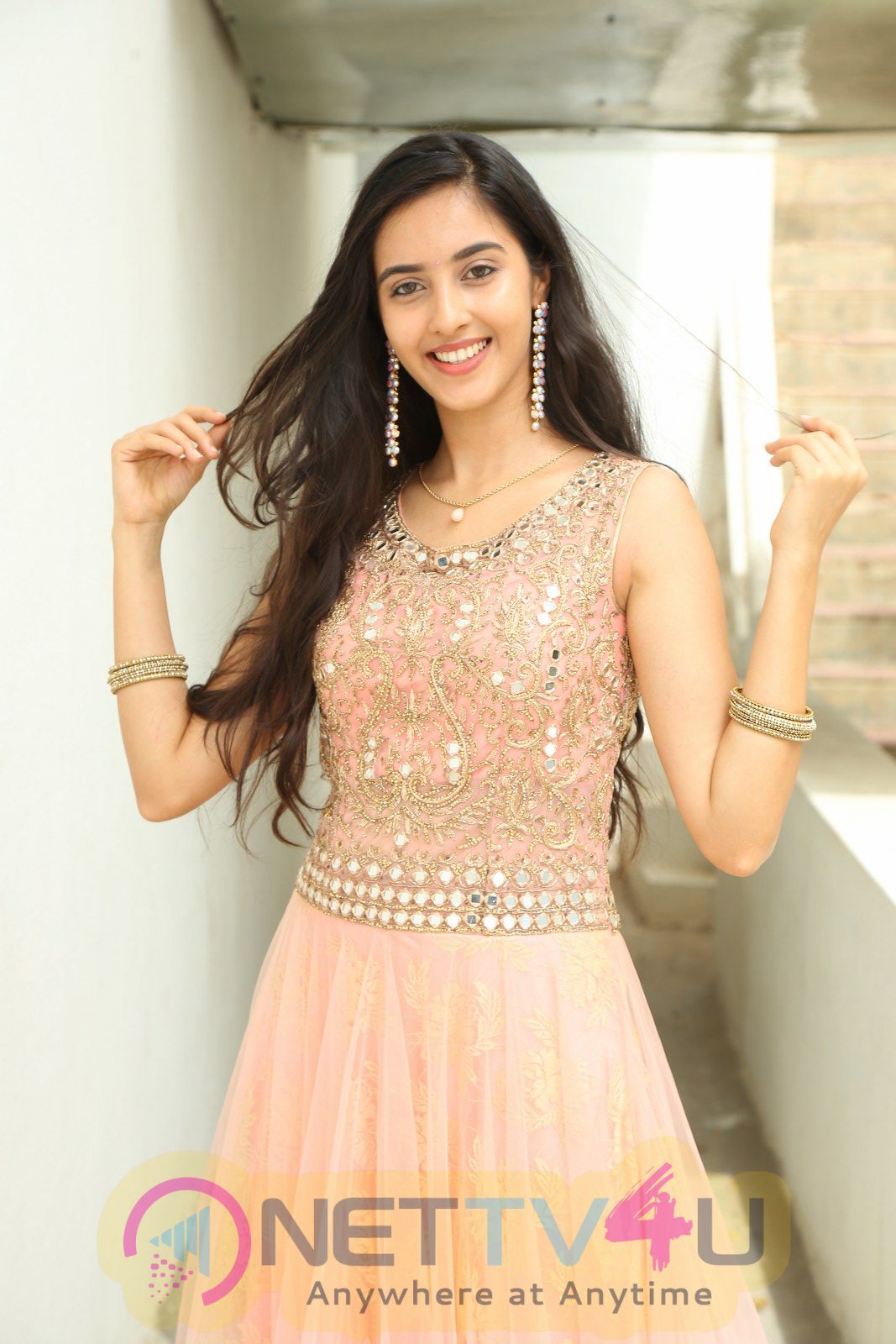 Simrat Kaur Cutest Images Telugu Gallery