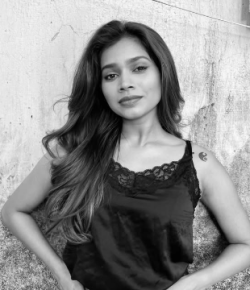 Poonam Surve Hindi Assistant Director