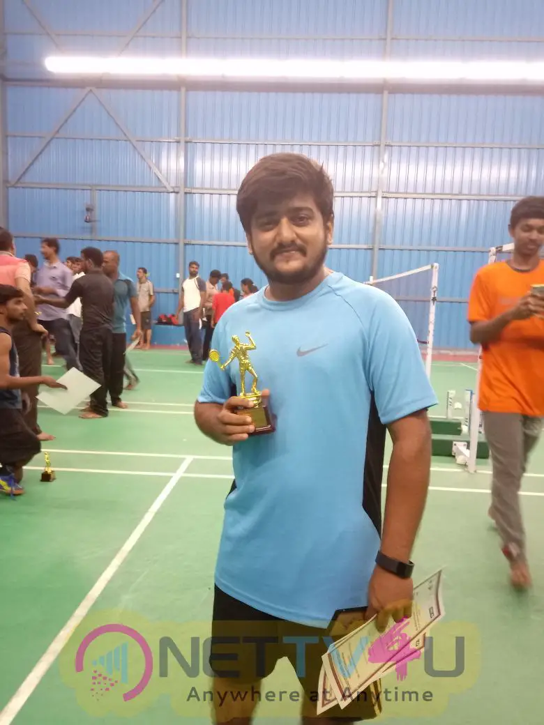 Actor Ambani Shankar Won Gold Medal In Tamilnadu State Para Badminton Ranking Tournament Pics Tamil Gallery