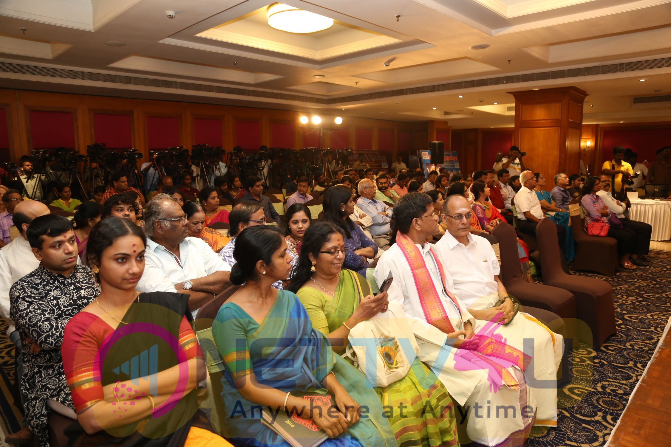 Chennaiyil Thiruvaiyaru Season 13 Press Meet Stills Tamil Gallery