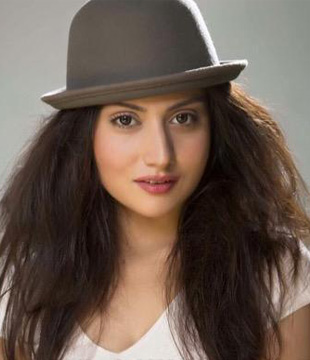 Urdu Tv Actress Anam Tanveer