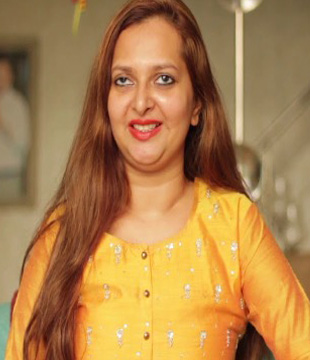 Hindi Entrepreneur Manya Pathak